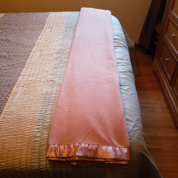 jcpenney Bedding Vintage Jcpenney Satin Trim Thermal Twin Blanket